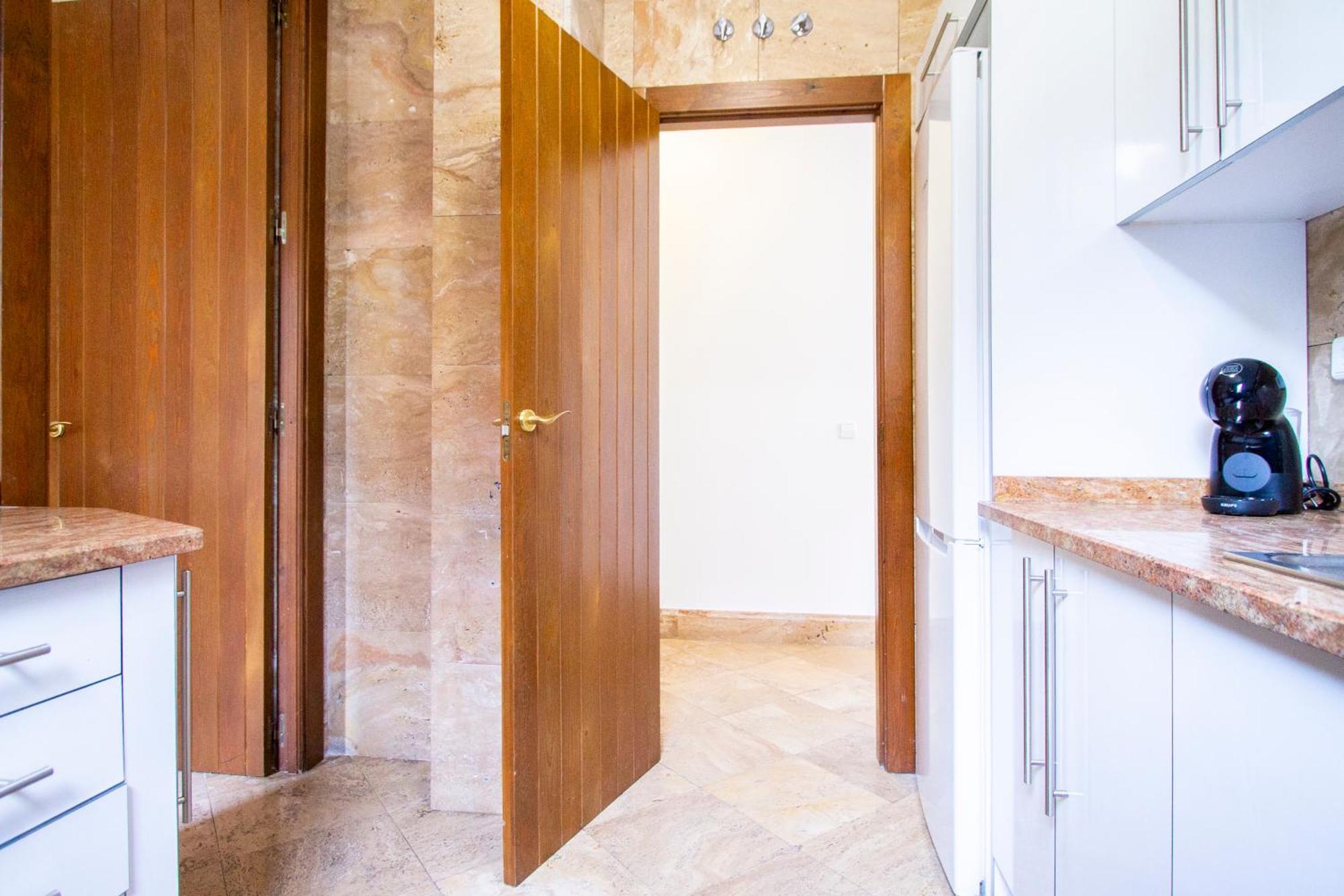 Apartamentos Villablino Arturo Soria Madrid Eksteriør billede