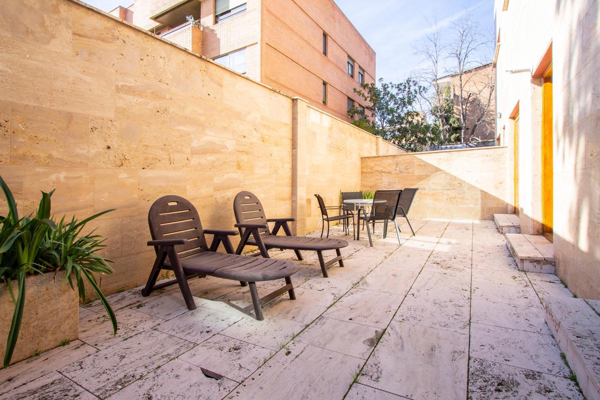 Apartamentos Villablino Arturo Soria Madrid Eksteriør billede