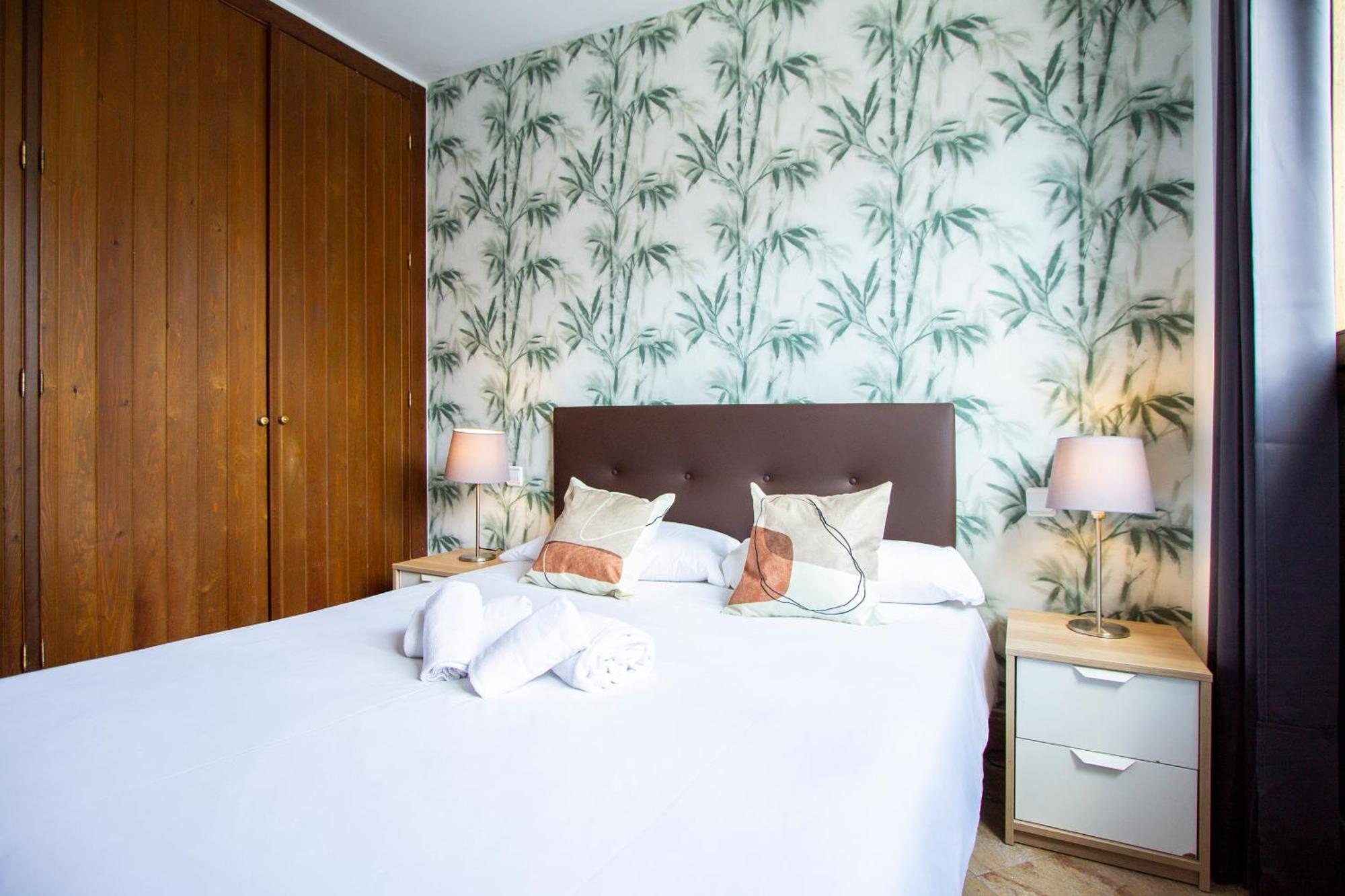 Apartamentos Villablino Arturo Soria Madrid Eksteriør billede