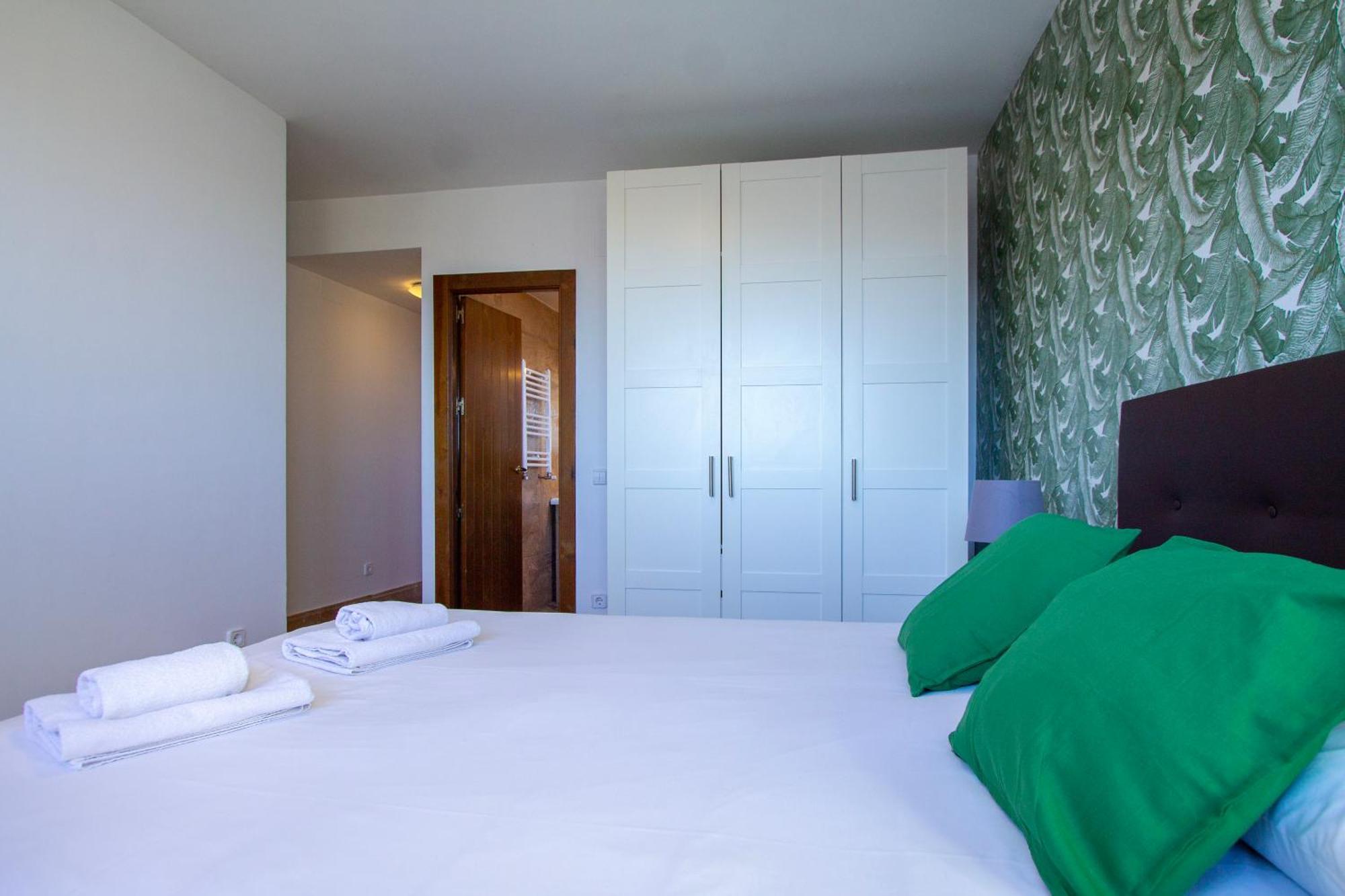 Apartamentos Villablino Arturo Soria Madrid Eksteriør billede