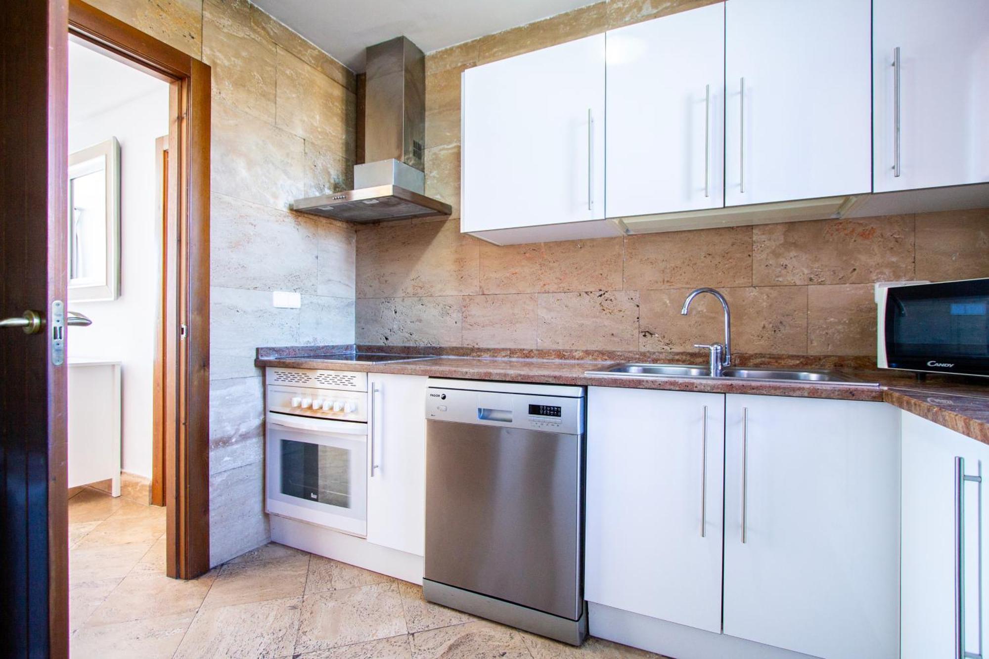 Apartamentos Villablino Arturo Soria Madrid Eksteriør billede